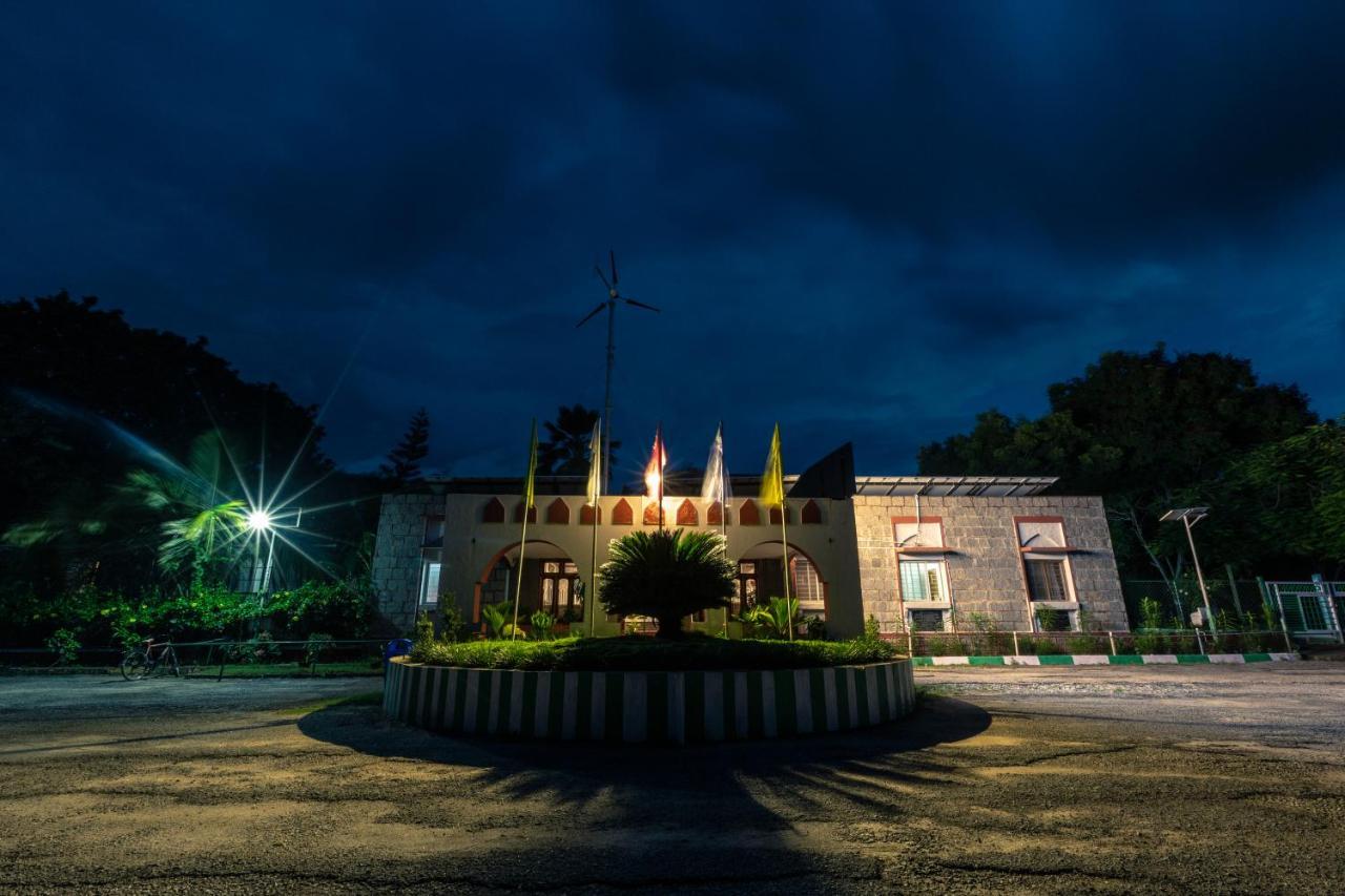Kstdc Hotel Mayura Bhuvaneshwari Kamalapur 함피 외부 사진