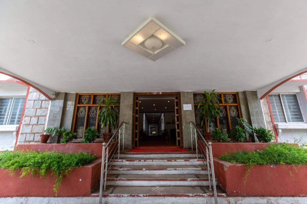 Kstdc Hotel Mayura Bhuvaneshwari Kamalapur 함피 외부 사진