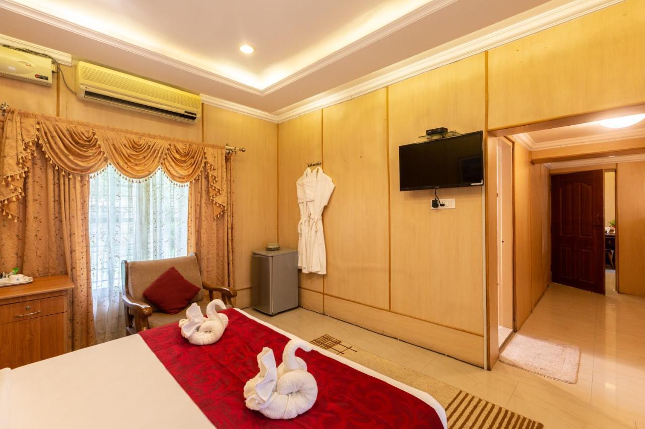 Kstdc Hotel Mayura Bhuvaneshwari Kamalapur 함피 외부 사진