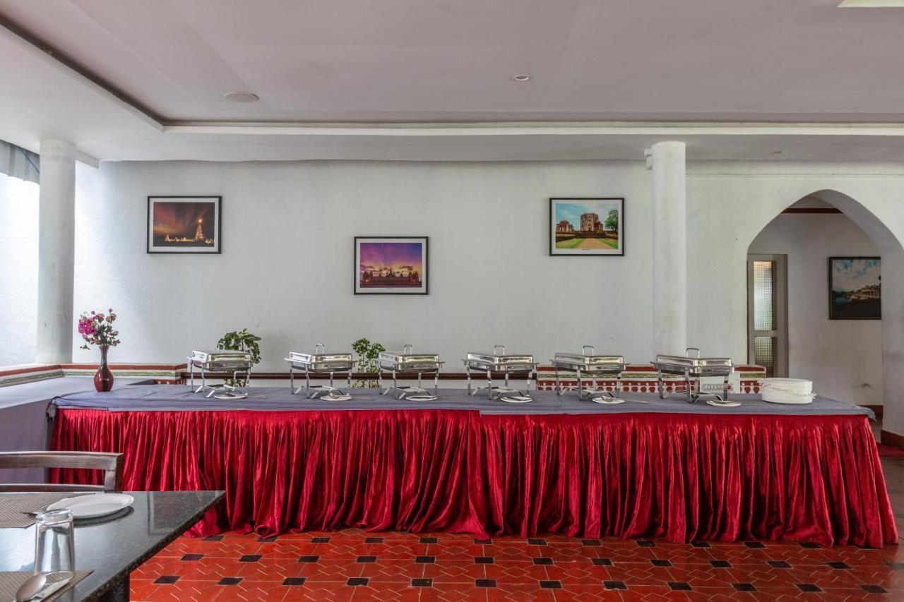 Kstdc Hotel Mayura Bhuvaneshwari Kamalapur 함피 외부 사진