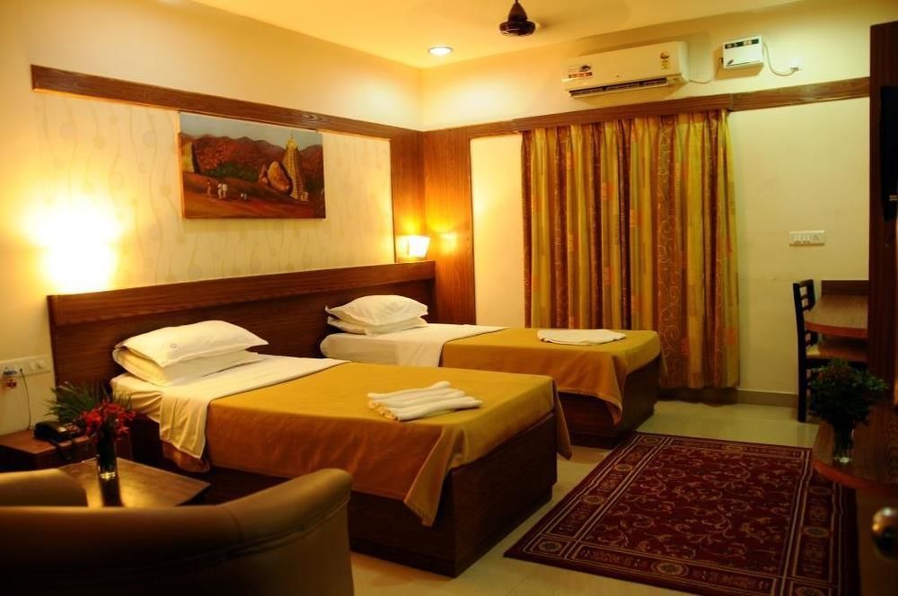 Kstdc Hotel Mayura Bhuvaneshwari Kamalapur 함피 외부 사진