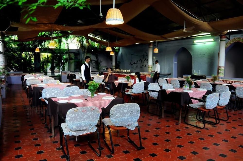 Kstdc Hotel Mayura Bhuvaneshwari Kamalapur 함피 외부 사진